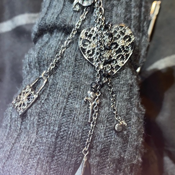 Jessica Simpson choker necklace - Picture 3 of 7